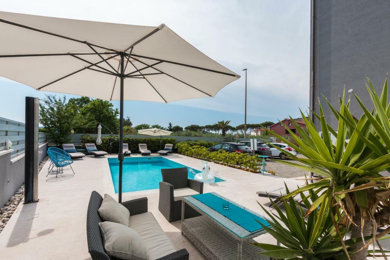 Luxury Apartments Tramontana 메덜린 외부 사진